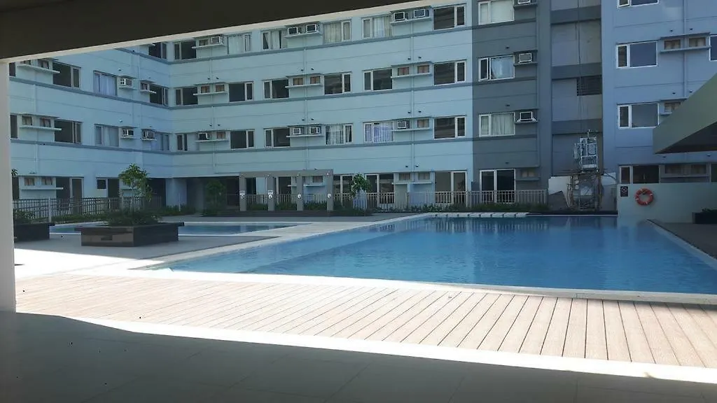Nice Corner Ayala 1 Bedroom Condo At Heart Of Davao City With Hi Speed Wi Fi Internet 0*,